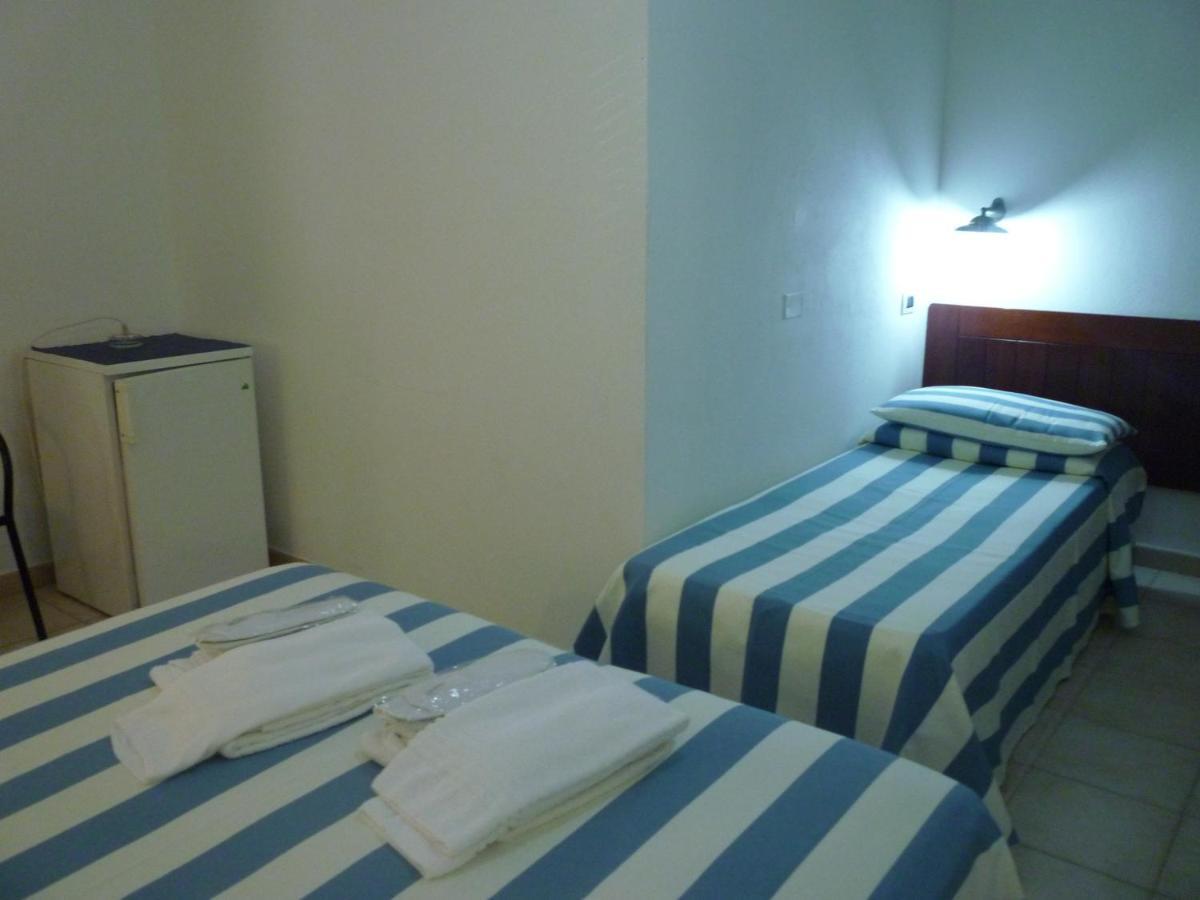 Hotel L'Ancora 산타테레사의갈루라 외부 사진
