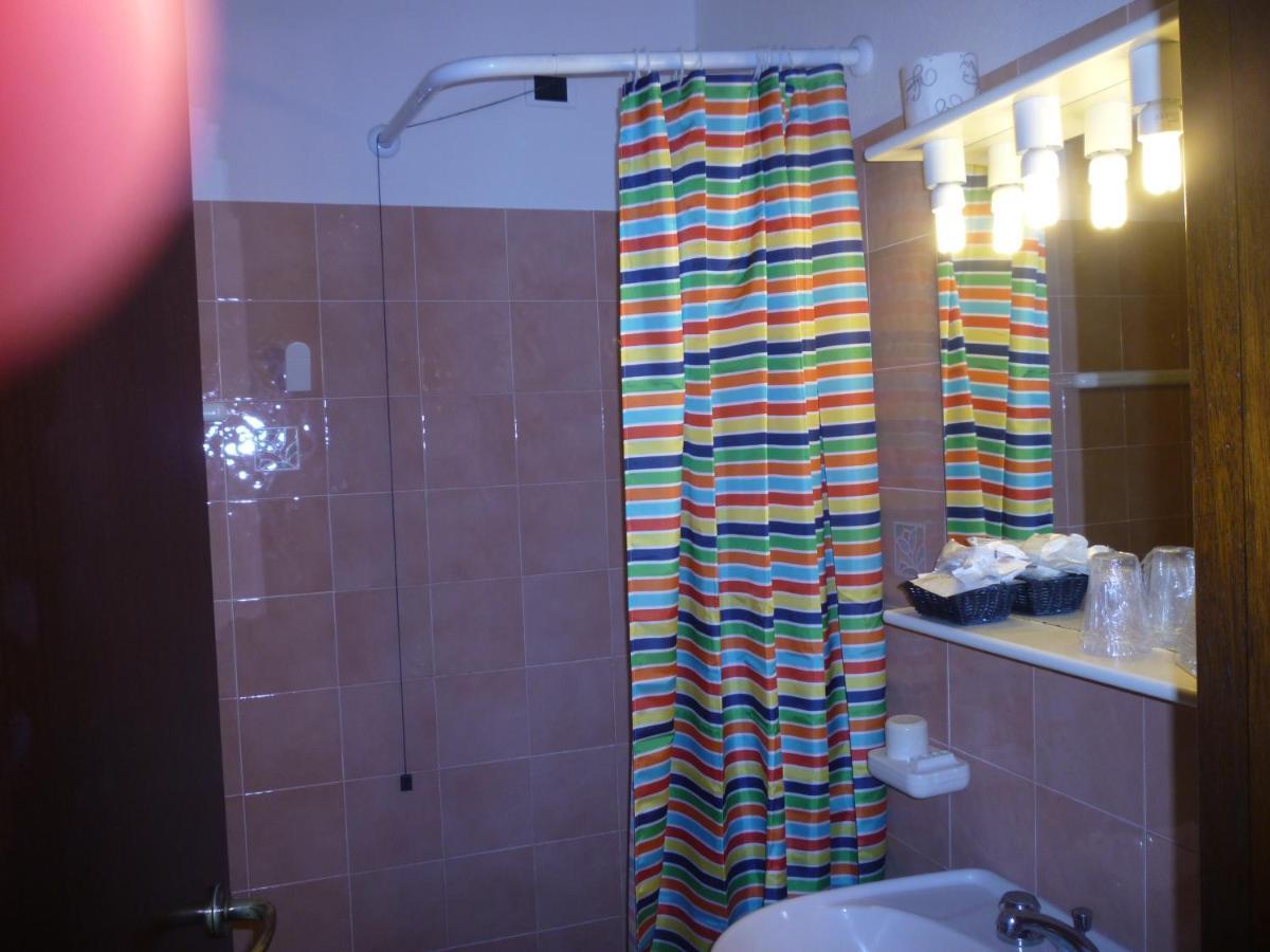 Hotel L'Ancora 산타테레사의갈루라 외부 사진