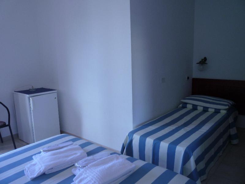 Hotel L'Ancora 산타테레사의갈루라 외부 사진